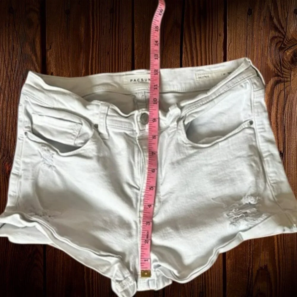 PacSun LA The Shortie White Denim Distressed Shorts Women's Size 29